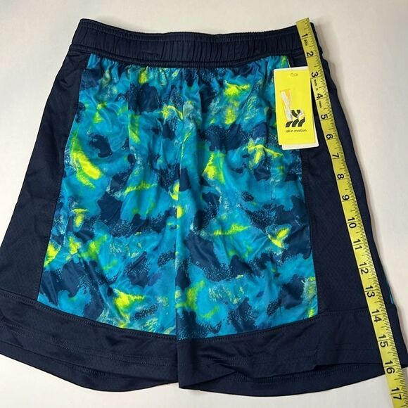 All in Motion Boys Blue Basketball Shorts Size Medium (8/10) - Picture 2 of 9